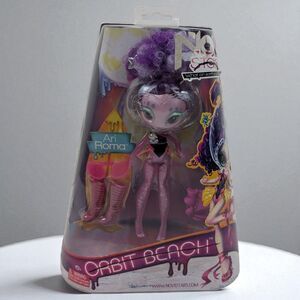 Novi Stars Ari Roma Orbit‎ Beach Alien Doll NIB 2012 8" Mga Rare *READ